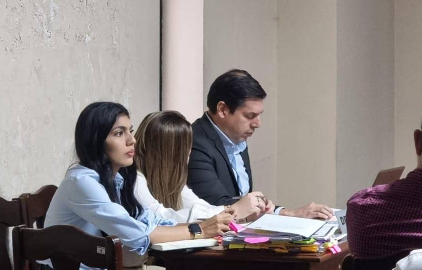  Caso decreto 373: Suspenden inicio del juicio oral contra Camacho para el 27 de mayo; el gobernador no fue trasladado