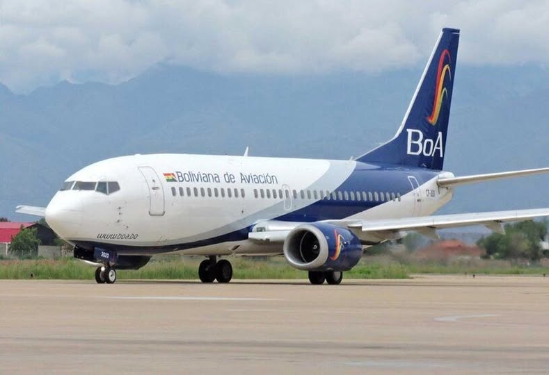  BoA nuevamente en problemas: «Aumento de temperatura en el avión, tuvieron que despojarse de su ropa»