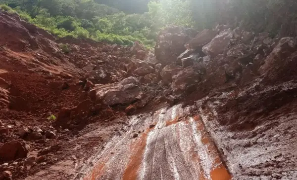  BOLIVIA ATRAPADA ENTRE PIEDRAS Y PROTESTAS: EL MAPA CRÍTICO DE LOS BLOQUEOS QUE PARALIZAN EL PAÍS ESTE MARTES