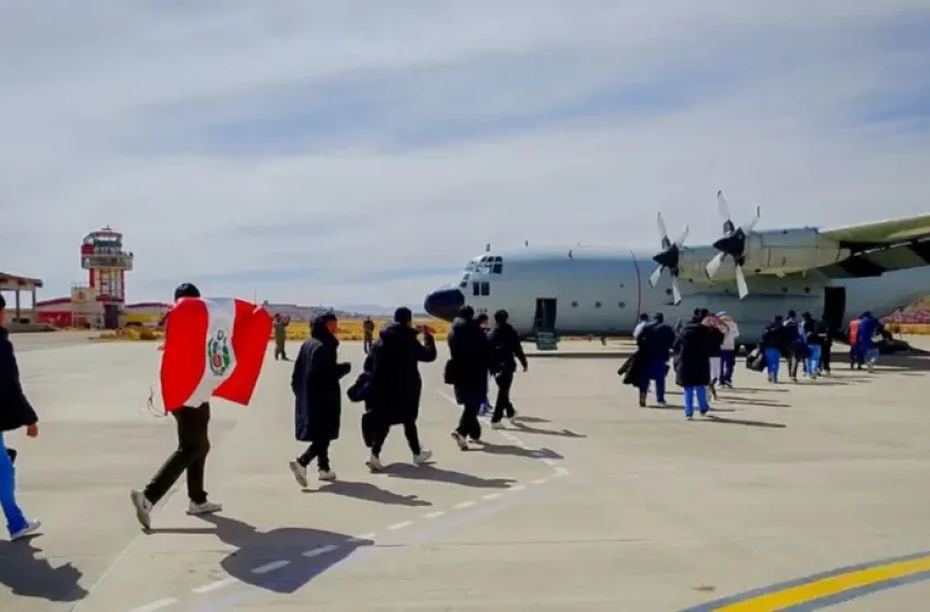  ¡POR FIN EN CASA! El dramático retorno de los peruanos que sobrevivieron al infierno de los bloqueos en Bolivia